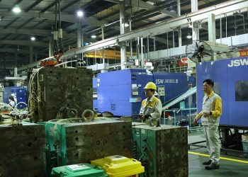 Rào cản nào từ môi trường kinh doanh “cầm chân” doanh nghiệp?