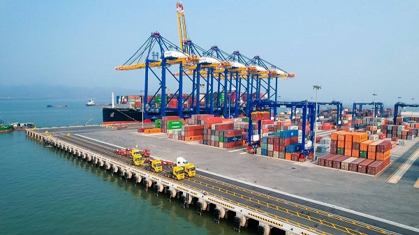 Xuất nhập khẩu năm 2025 có thể vượt mốc 900 tỷ USD