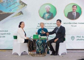 “Truyện ký Mẹ và Quê Ngoại” – Khi chữ viết hóa thành lời cảm ơn của người con dành cho mẹ