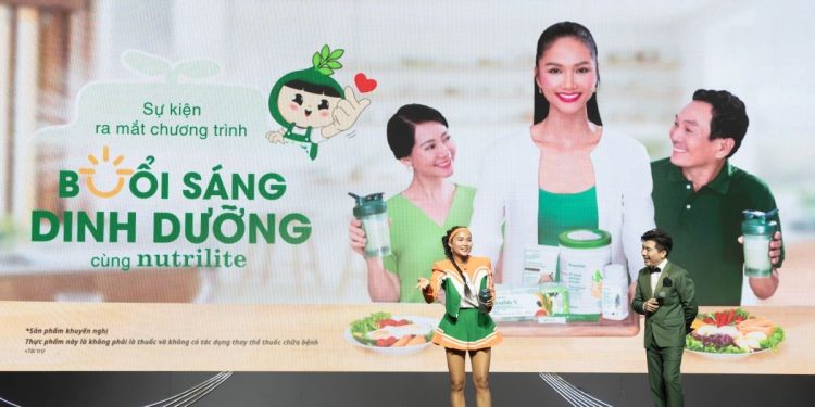 AMWAY VIỆT NAM RA MẮT CHIẾN LƯỢC “SỐNG KHỎE MẠNH, SỐNG HẠNH PHÚC” TẠI AMWAY EXPO 2025