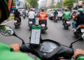 Người Việt ngày càng lệ thuộc bản đồ số khi đi xe máy