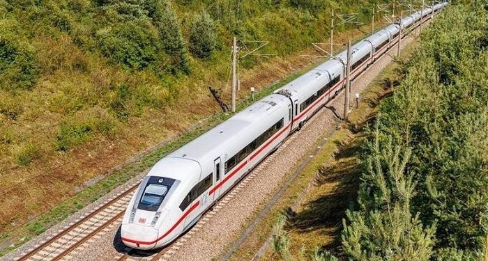 Mở lối làm chủ công nghệ sản xuất ray đường sắt tốc độ cao Việt Nam