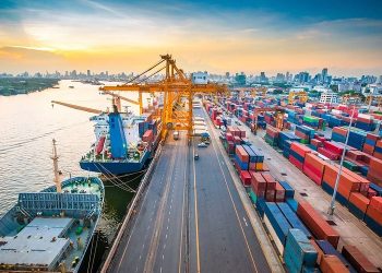 TP.HCM xuất nhập khẩu vượt 120 tỉ USD sau 7 tháng