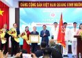 Bệnh viện Răng Hàm Mặt TPHCM đón nhận Huân chương Lao động hạng Nhất